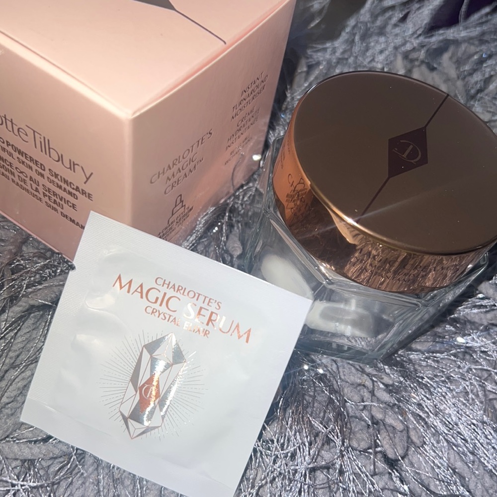 Charlotte Tilbury Magic Cream NIB full size